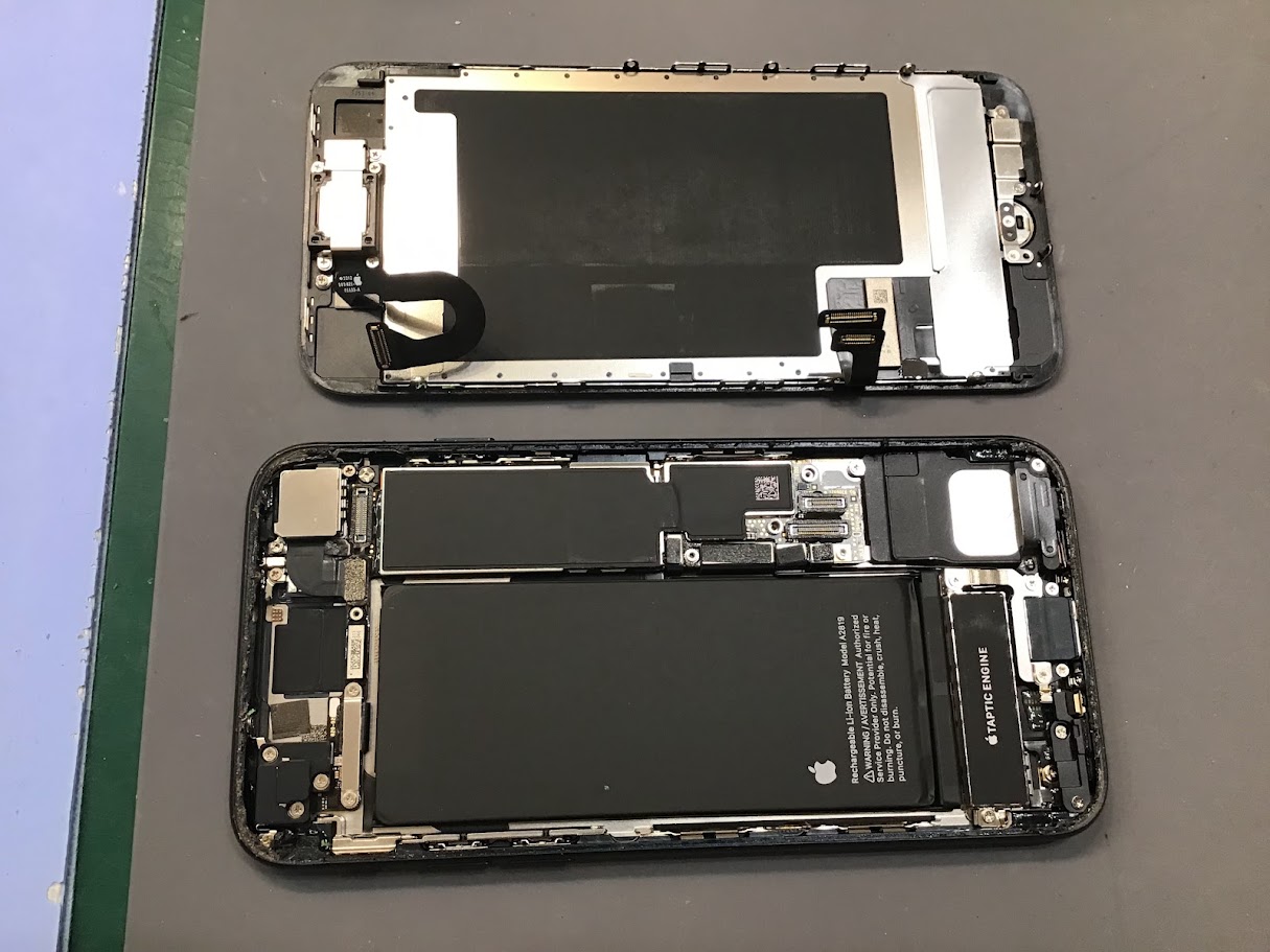 iPhoneSE3のバッテリー交換ならデータそのまま修理可能なスマホ修理工房西八王子店へ！